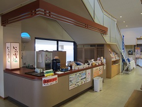 しろえびせんべいのささら屋_a0243562_1437559.jpg