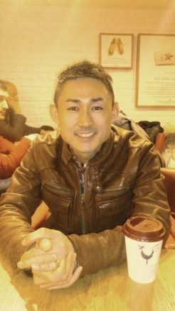「パンク・ロックを聴いて、雷に打たれた思いがした」 イギリス英語をキーワードに活躍する川合亮平さん_c0016826_18433525.jpg