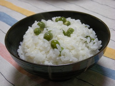 春が来た♪自動炊飯機能で『豆ご飯♪』_b0259630_10293590.jpg