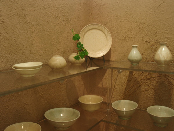 山野邊孝陶展 明日から始まります_b0132442_19202559.jpg