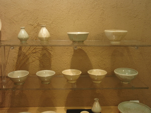 山野邊孝陶展 明日から始まります_b0132442_19204043.jpg