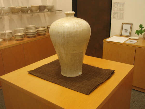 山野邊孝陶展 明日から始まります_b0132442_19211931.jpg