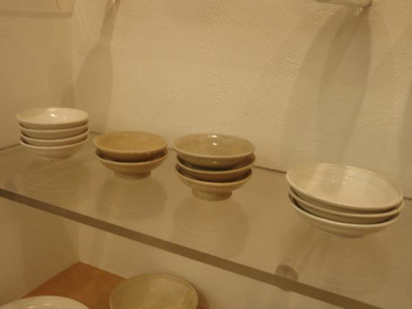山野邊孝陶展 明日から始まります_b0132442_1922362.jpg