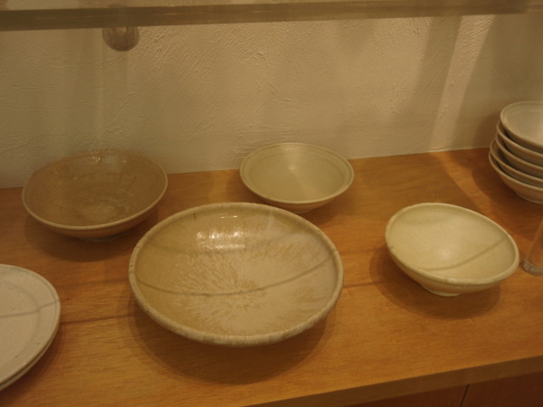山野邊孝陶展 明日から始まります_b0132442_19224354.jpg