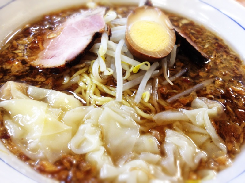 ◆どんな一杯にも手を抜かない　～かぶとや 揚げねぎラーメン/もやしメン_b0008655_23421940.jpg