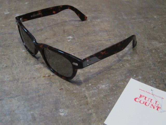 春です・・・小物です・・・SUN GLASS です・・・眼鏡です・・・SHURON です♪♪♪ (訂正版)_d0152280_23394139.jpg