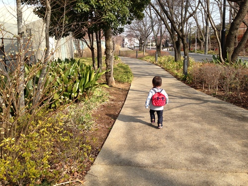 帰りたくないと駄々をこねる_a0267942_1513317.jpg