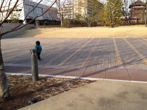 帰りたくないと駄々をこねる_a0267942_2143695.jpg