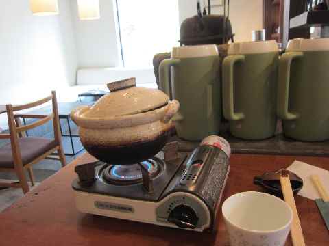 【茶倉SAKURAで湯豆腐とほうじ茶パフェ】_c0042960_227327.jpg