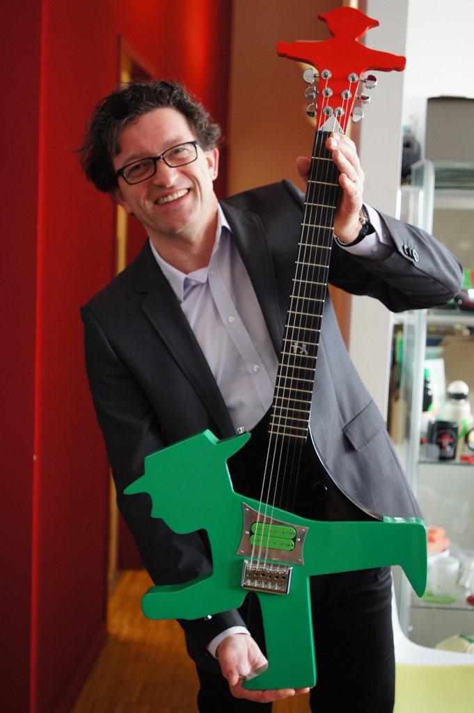 AMPELMANNエレキギター「イーストキャスター」(非売品)