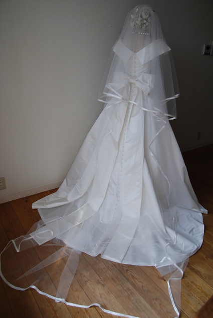 プリンセスラインのwedding dress_d0127925_11204096.jpg