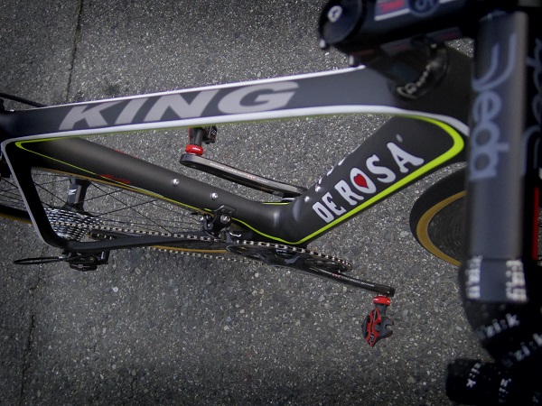 DE ROSA KING RS  Team NIPPO 納車です。_b0113959_13353170.jpg