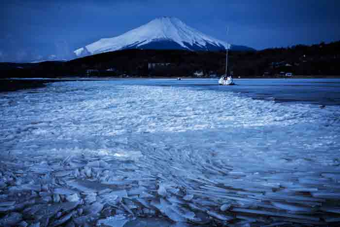 山中湖にて_c0153969_1782535.jpg