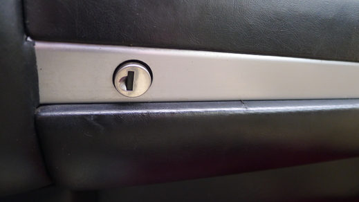 delayed_a0129711_1312063.jpg