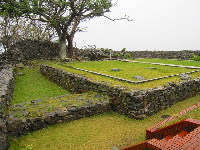 【沖縄】⑧古の王国の今帰仁城_e0237645_16384421.jpg