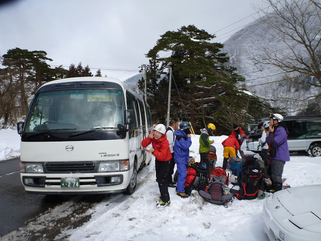 雪山教室 修了山行　「荒島岳」_d0247927_1841356.jpg