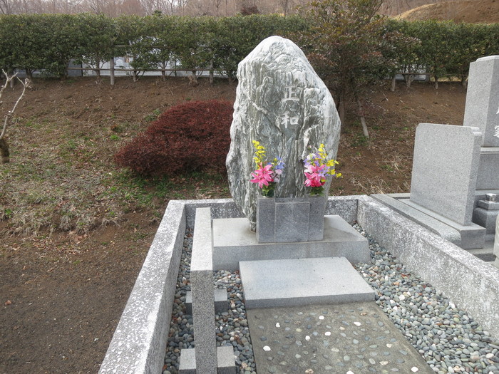 墓見学に学ぶ_a0019032_1172617.jpg