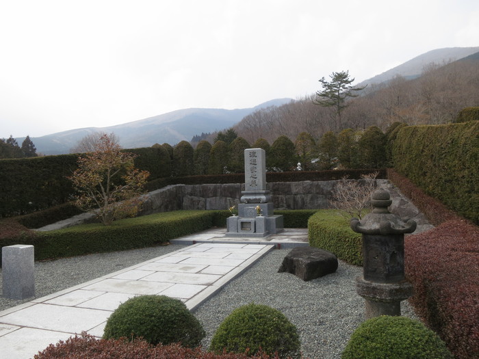 墓見学に学ぶ_a0019032_12046100.jpg