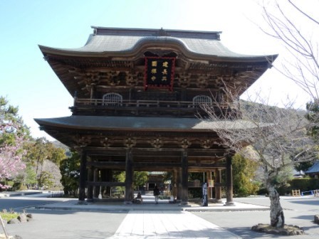 古都・鎌倉、穏やかな海と最古の産直を訪ねる_b0206037_19392756.jpg