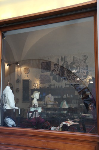フィレンツェの可愛いショップ~Ammentos Firenze_f0106597_1912477.jpg
