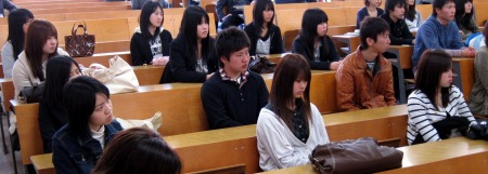 新入生の服装 生命と栄養のブログ From 福山大学 生命栄養科学科 新入生の服装 生命と栄養のブログ From 福山大学 生命栄養科学科
