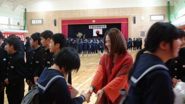 卒業式サプライズライブ!_a0271541_1346683.jpg