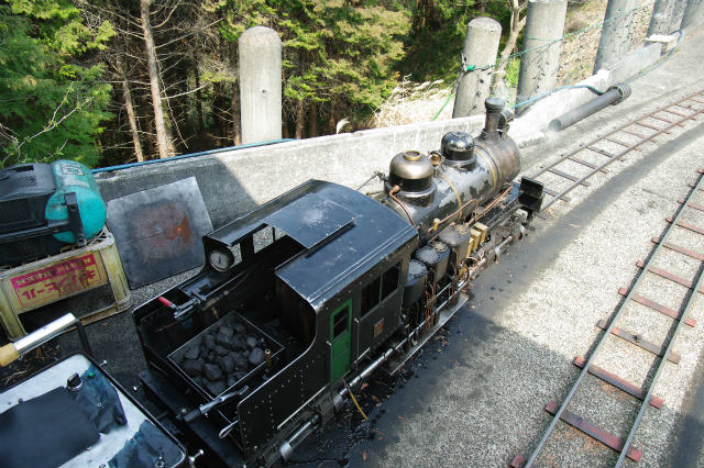 お山のポッポ鉄道 （ふるさと鉄道）  松田山・西平畑公園_b0112443_2365528.jpg