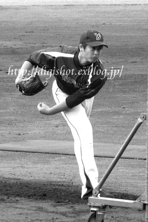 中澤雅人投手 YSキャンプフォト : Out of focus ~Baseballフォト 中澤雅人投手 YSキャンプフォト : Out of focus ~Baseballフォト