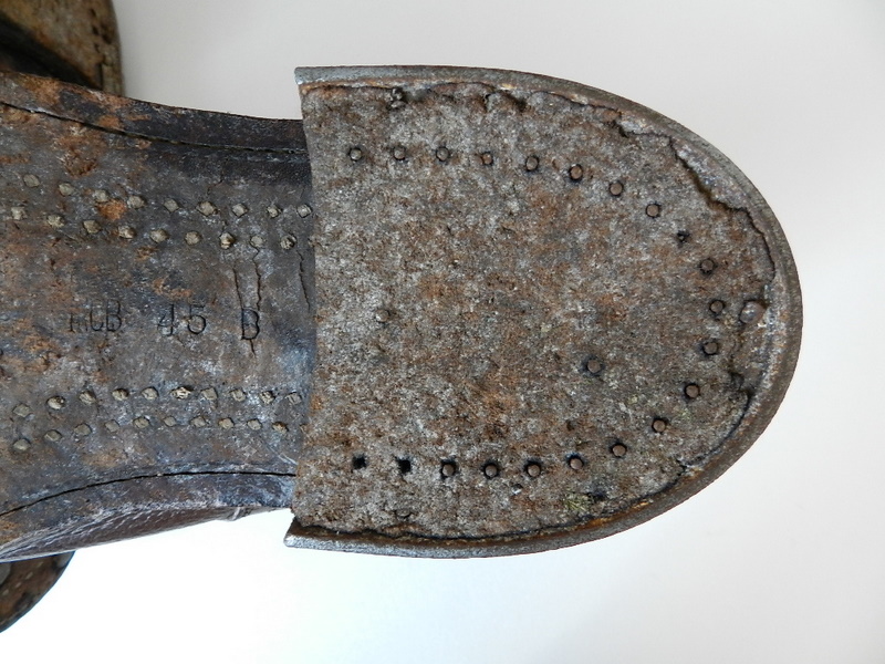 Swedish army 40’s brown boots_f0226051_1382132.jpg