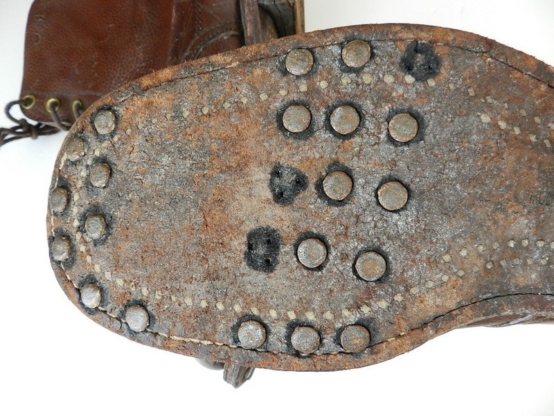 Swedish army 40’s brown boots_f0226051_138296.jpg