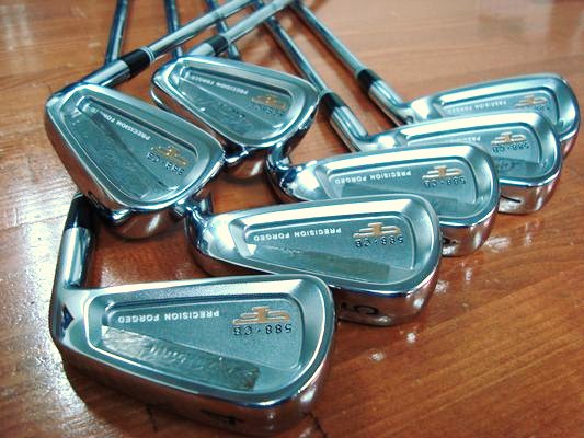Cleveland 588 CB Forged アイアン : ゴルフを楽しくするために Cleveland 588 CB Forged アイアン : ゴルフを楽しくするために