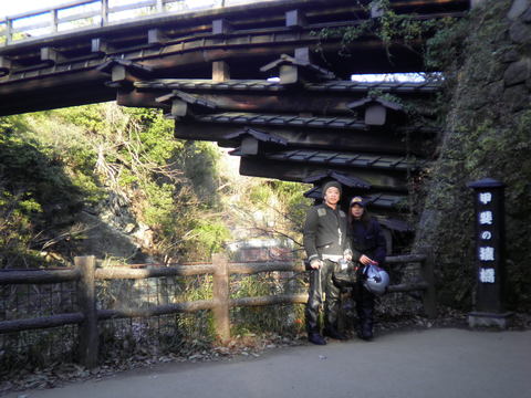 e0180472_1325358.jpg