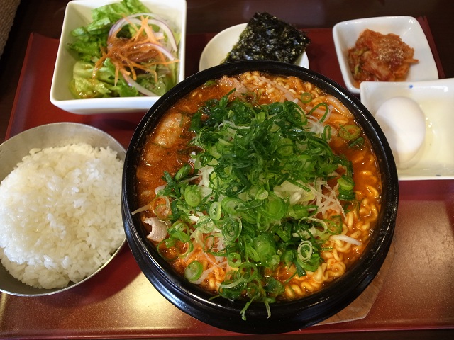 韓さんの家 岡山市北区今 バディあきら 酒場放浪 食べ歩き 山歩き 音楽 ギター 映画にワンコ 時々野良猫 韓さんの家 岡山市北区今 バディあきら 酒場放浪 食べ歩き 山歩き 音楽 ギター 映画にワンコ 時々野良猫
