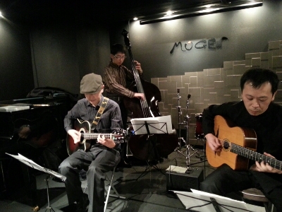 銀座MUGENありがとうございました!明けて本日は立川ハーフトーンに出演します。_f0178313_0574393.jpg