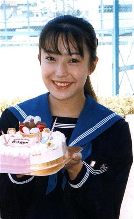 芸能人の学歴 菅野美穂の出身校 小学校 中学校 高校 大学 の偏差値と生い立ち 芸能界デビューのキッカケ トレンドニュースどっと東京