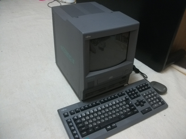 富士通 FM TOWNS パソコン PERSONAL 味わい深かっ COMPUTER 富士通 FM TOWNS パソコン PERSONAL 味わい深かっ COMPUTER