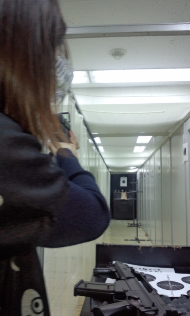 射撃練習~_e0114246_20114262.jpg