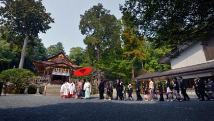 中でも宇倍神社での婚礼は天気もよく最高でした...._b0194185_2259426.jpg