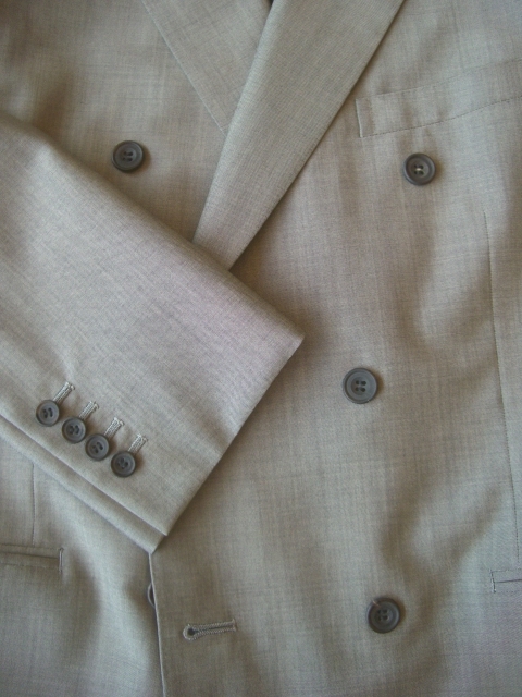 CANONICOのダブルブレストスーツ _c0168223_1681155.jpg