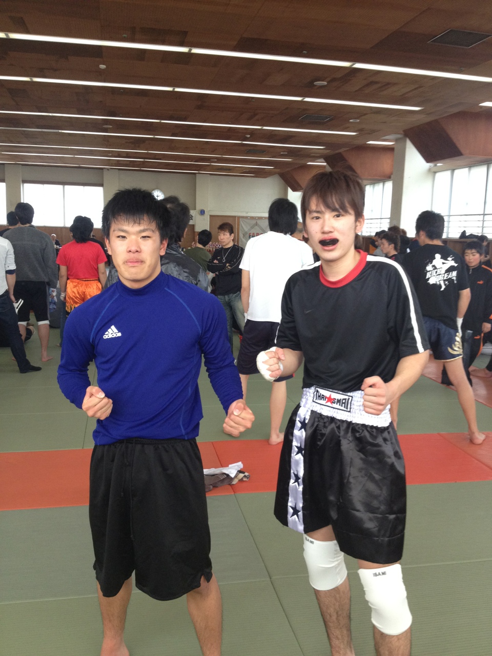 神戸カップ キックボクシング大会 頂上会松本 中野 吉田 アマ デビュー戦初勝利 頂上会館長コラム 未来は希望に満ちている