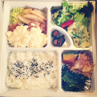 カフェでお弁当_f0226071_20425239.jpg