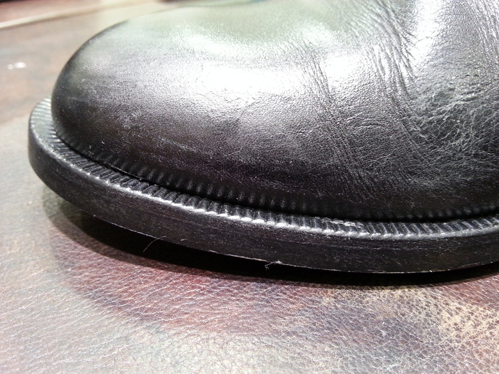 落ち着いた仕上がりの靴クリームです。_b0226322_17171746.jpg