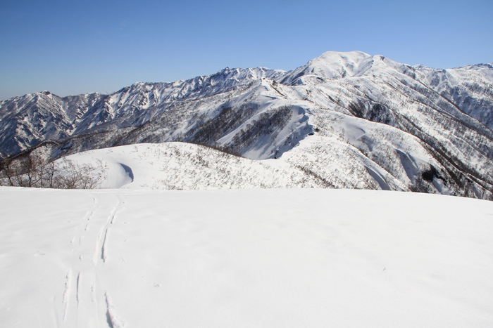 3月17日　初雪山_f0223068_8382495.jpg