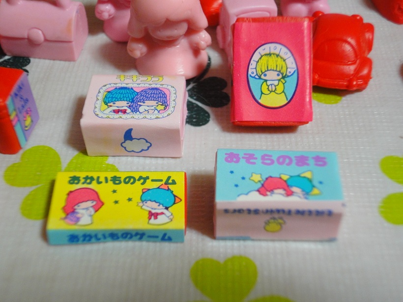 昭和レトロ リトルツインスターズ キキララ のおかいものゲーム