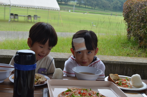 カントリーパークで食農塾！ピザ焼き体験_a0201316_213726100.jpg