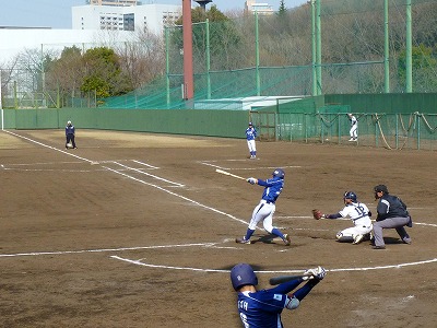 NTT東日本対中央大 3月17日 オープン戦 前半_b0166128_2120517.jpg