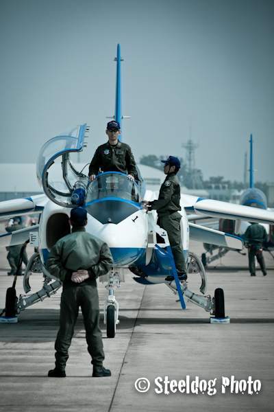 \"Blue Impulse\" に大接近！_f0214531_21272045.jpg