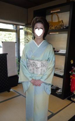 卒業式の着物姿のお客様・今日はコルギへ。_f0181251_190116.jpg