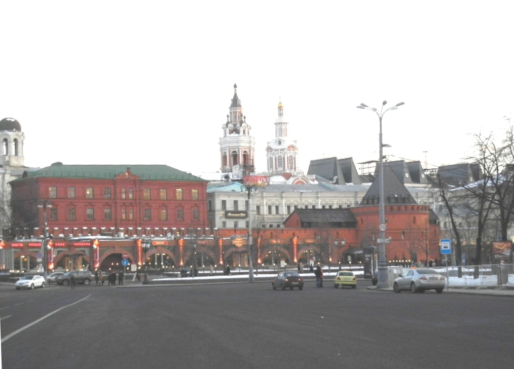 13,3,20(水)ロシア旅⑱モスクワの夜は更けゆく♪②_f0060461_19342780.jpg