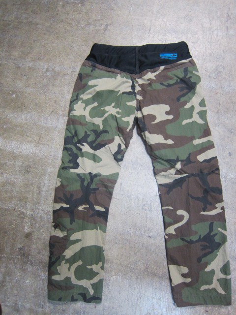 Le Temps Bleu By Kato ･･･ CAMO EASY CLIMBING PANTS！★！_d0152280_23265962.jpg